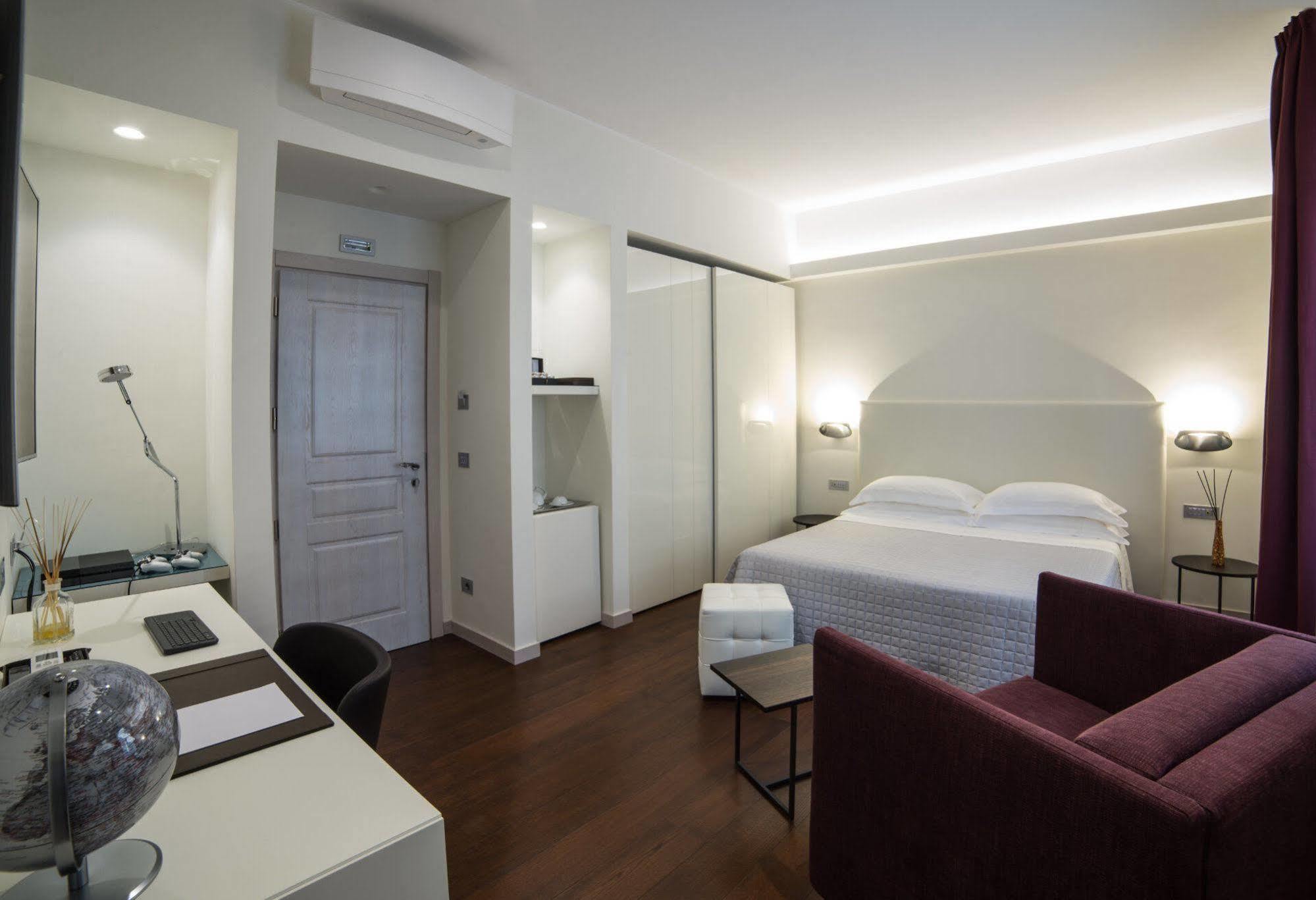 Town House Morgana Bed & Breakfast Reggio di Calabria Eksteriør bilde